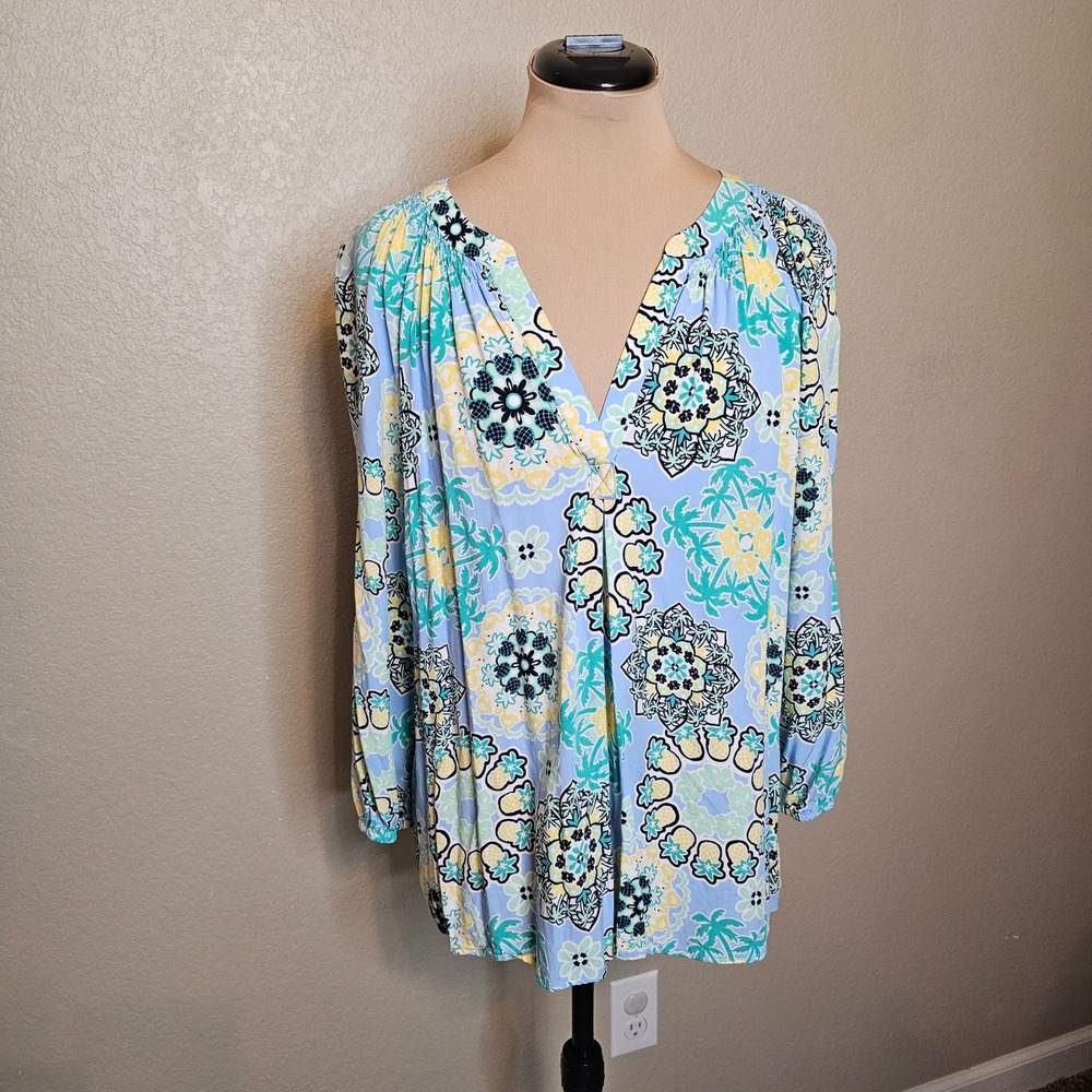 Crown & Ivy XL Blue Tropical Pineapple Palm Tree Smocked‎ V-Neck Peasant Blouse